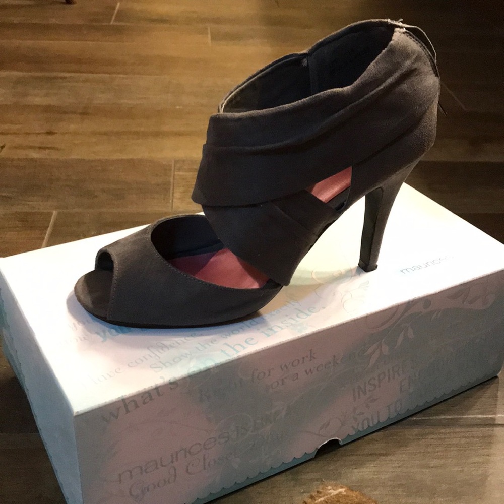 Grey heels